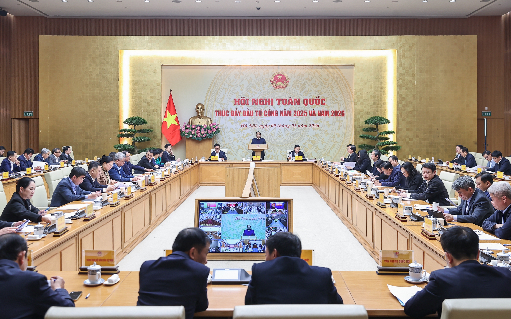 Thủ tướng: Đẩy mạnh giải ngân gần 1 triệu tỷ đồng vốn đầu tư công ngay từ đầu năm 2026