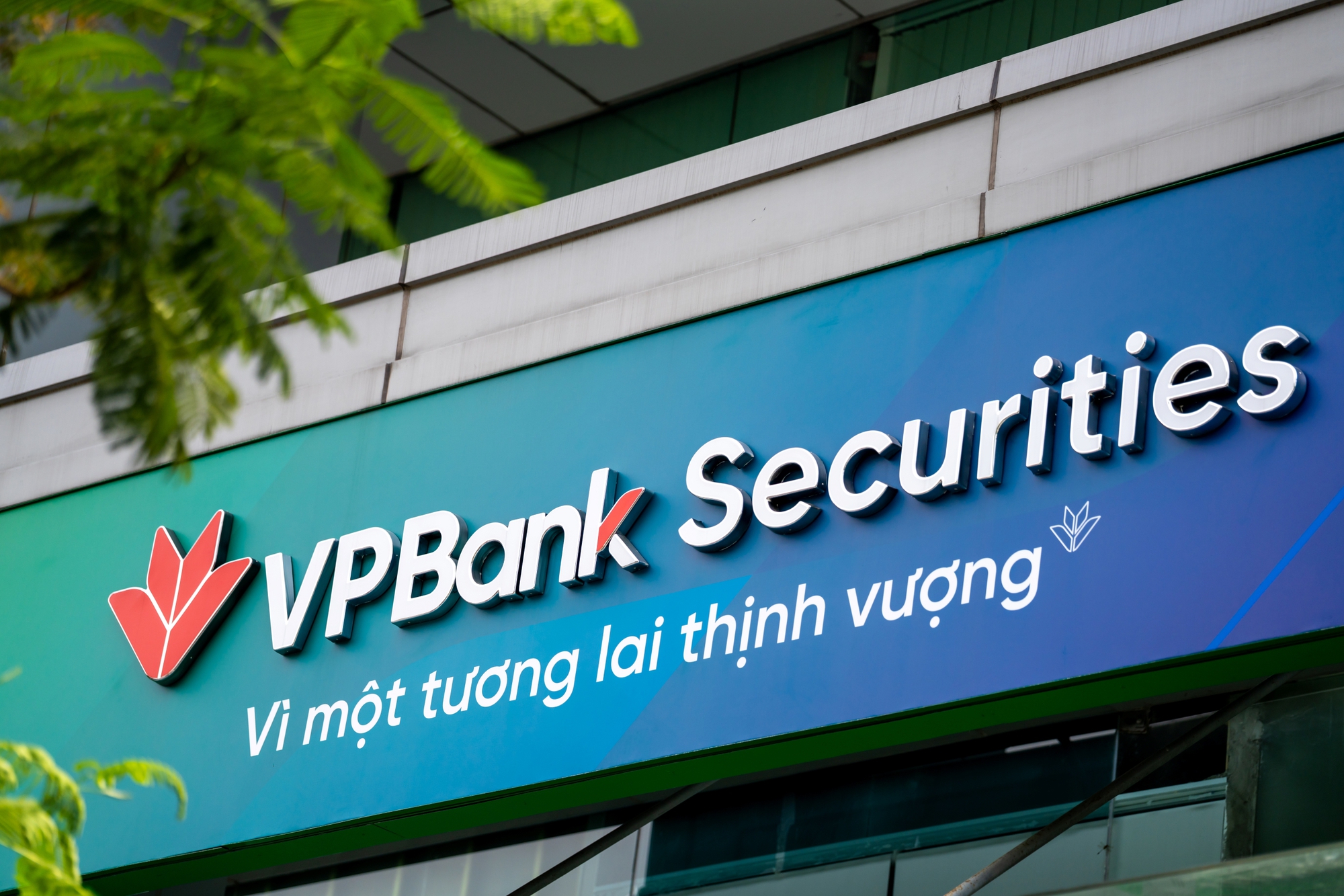 VPBankS lần đầu tiên vào top 10 thị phần môi giới HoSE- Ảnh 1.