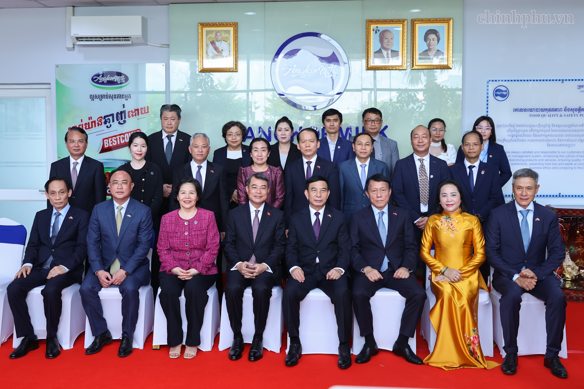 Thủ tướng thăm dự án của Vinamilk tại Campuchia- Ảnh 3.
