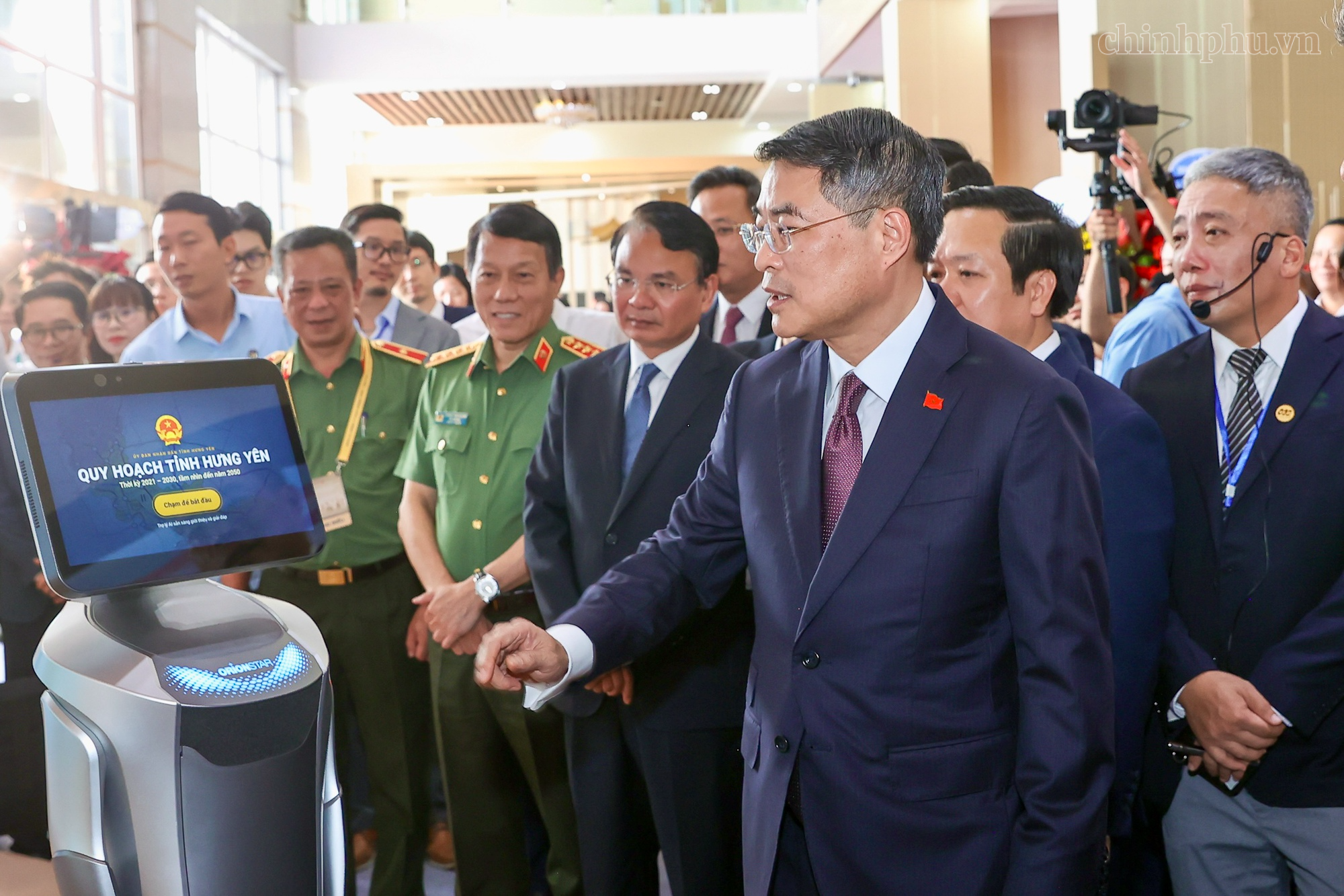 Thủ tướng: Hưng Yên cần quyết tâm cao nhất để sớm trở thành thành phố trực thuộc Trung ương trước năm 2030- Ảnh 7.