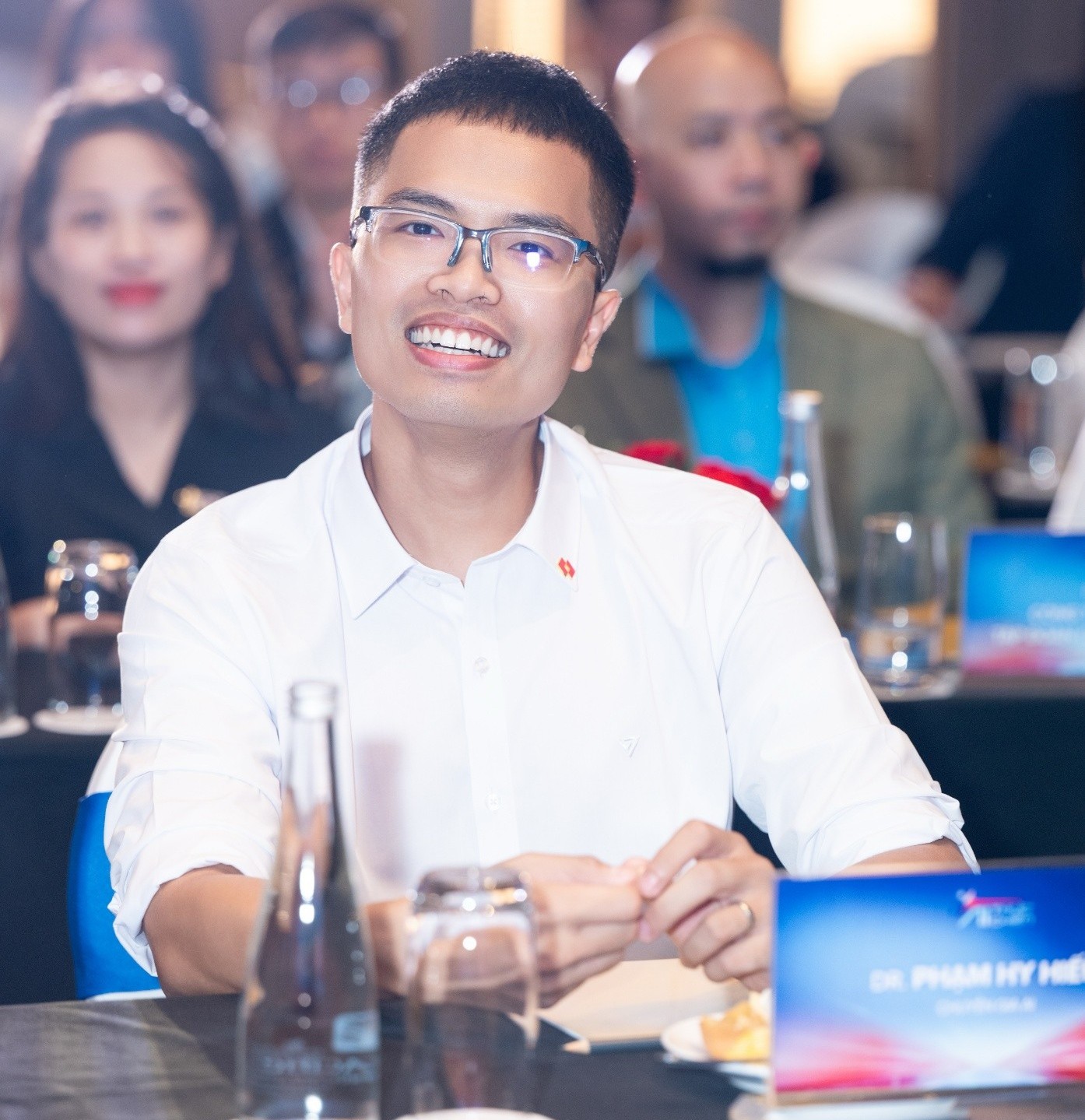 AI Thực chiến mùa 2: Techcombank ‘mở cánh cửa’ triệu USD tìm tài năng trẻ cho đất nước- Ảnh 3.