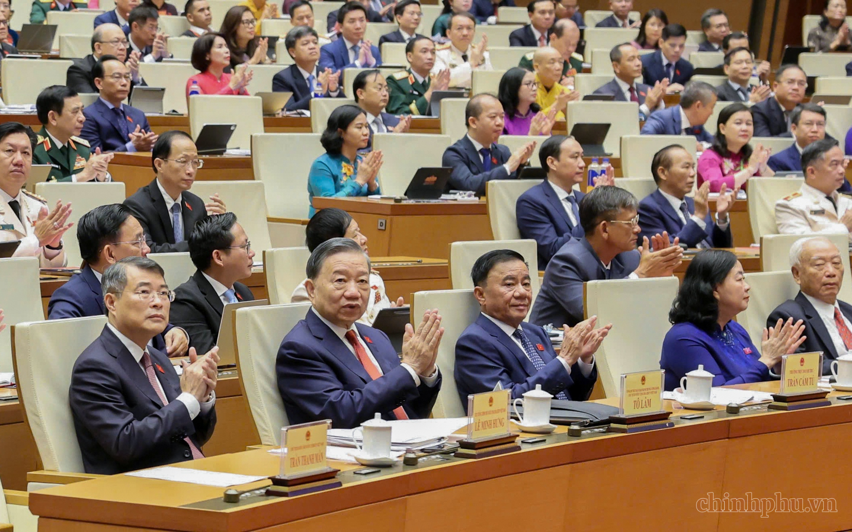 Chùm ảnh: Khai mạc trọng thể Kỳ họp thứ 2, Quốc hội khóa XVI