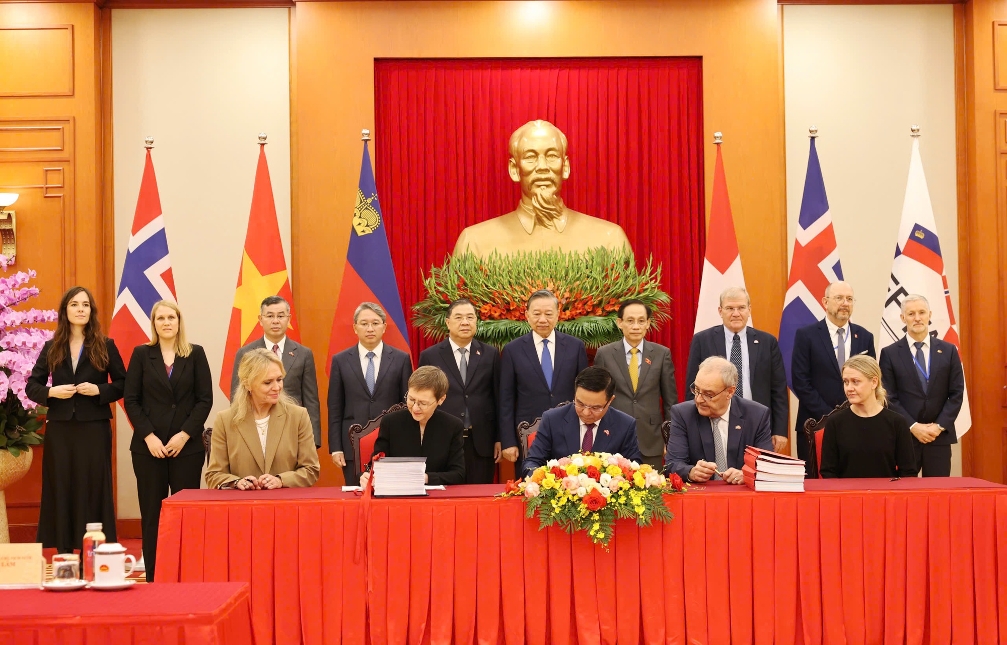 Chính thức ký kết Hiệp định Thương mại tự do Việt Nam - EFTA- Ảnh 1.