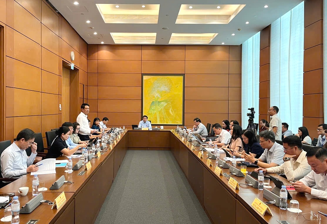 Thực hiện mục tiêu tăng trưởng cao phải đi liền với bảo đảm chất lượng tăng trưởng, kiểm soát lạm phát- Ảnh 1.