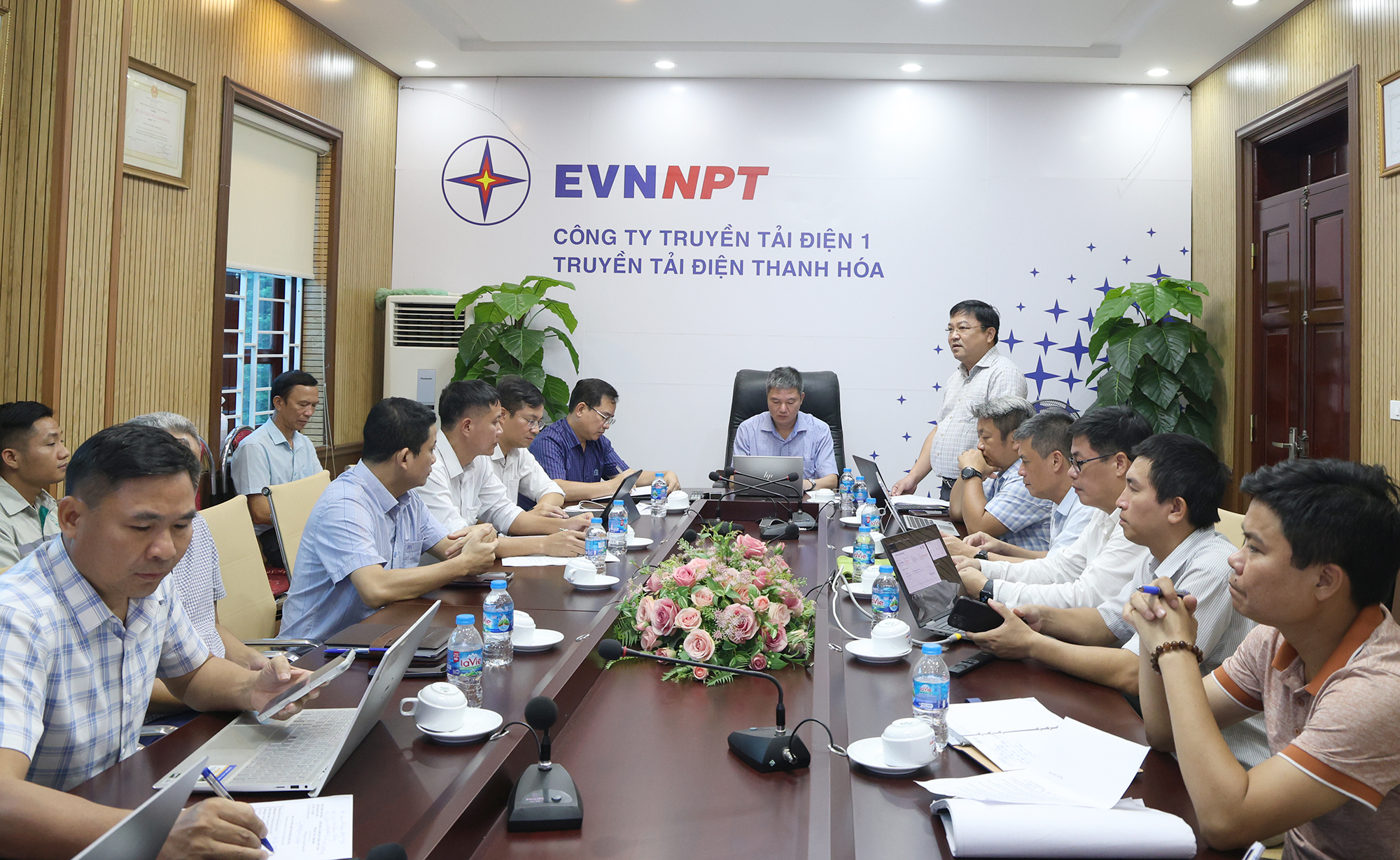 Nỗ lực đóng điện dự ánTBA 220 kV Sầm Sơn và đường dây đấu nối trong tháng 12/2026- Ảnh 1.