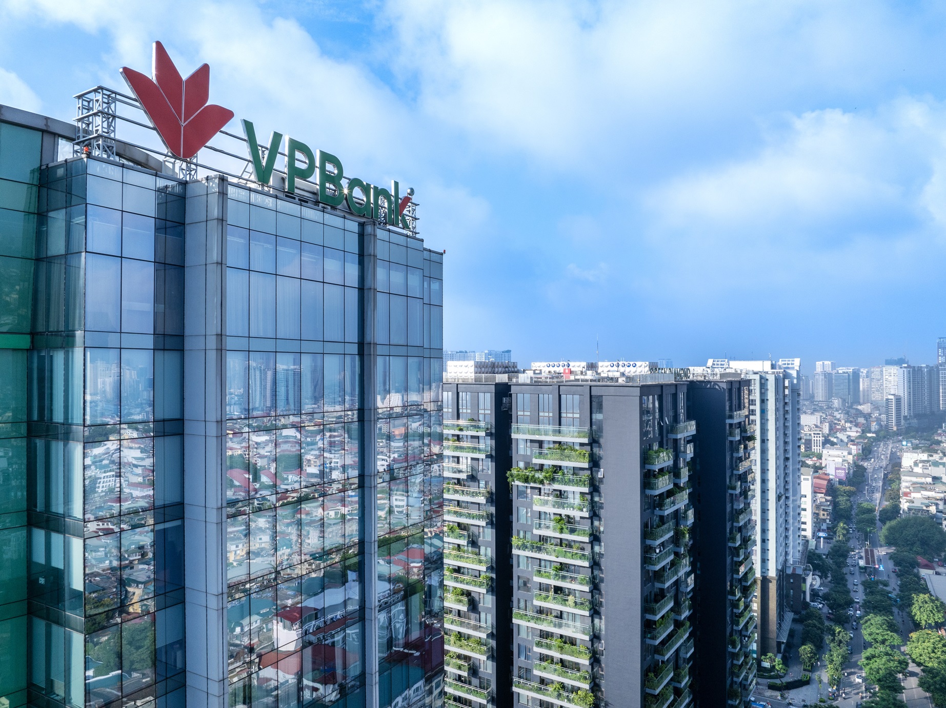 VPBank giảm 1,5% lãi suất cho vay, đồng hành cùng khách hàng bứt phá tăng trưởng - Ảnh 1.