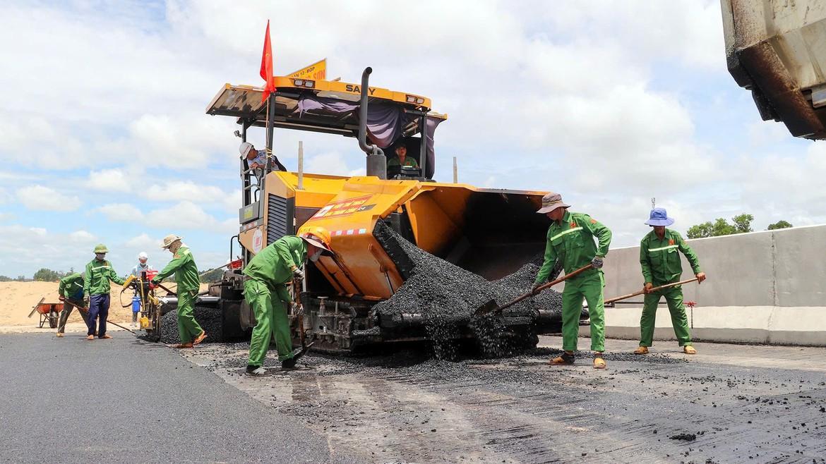 Giải bài toán thiếu hụt nhân lực làm giao thông, xây dựng- Ảnh 3.