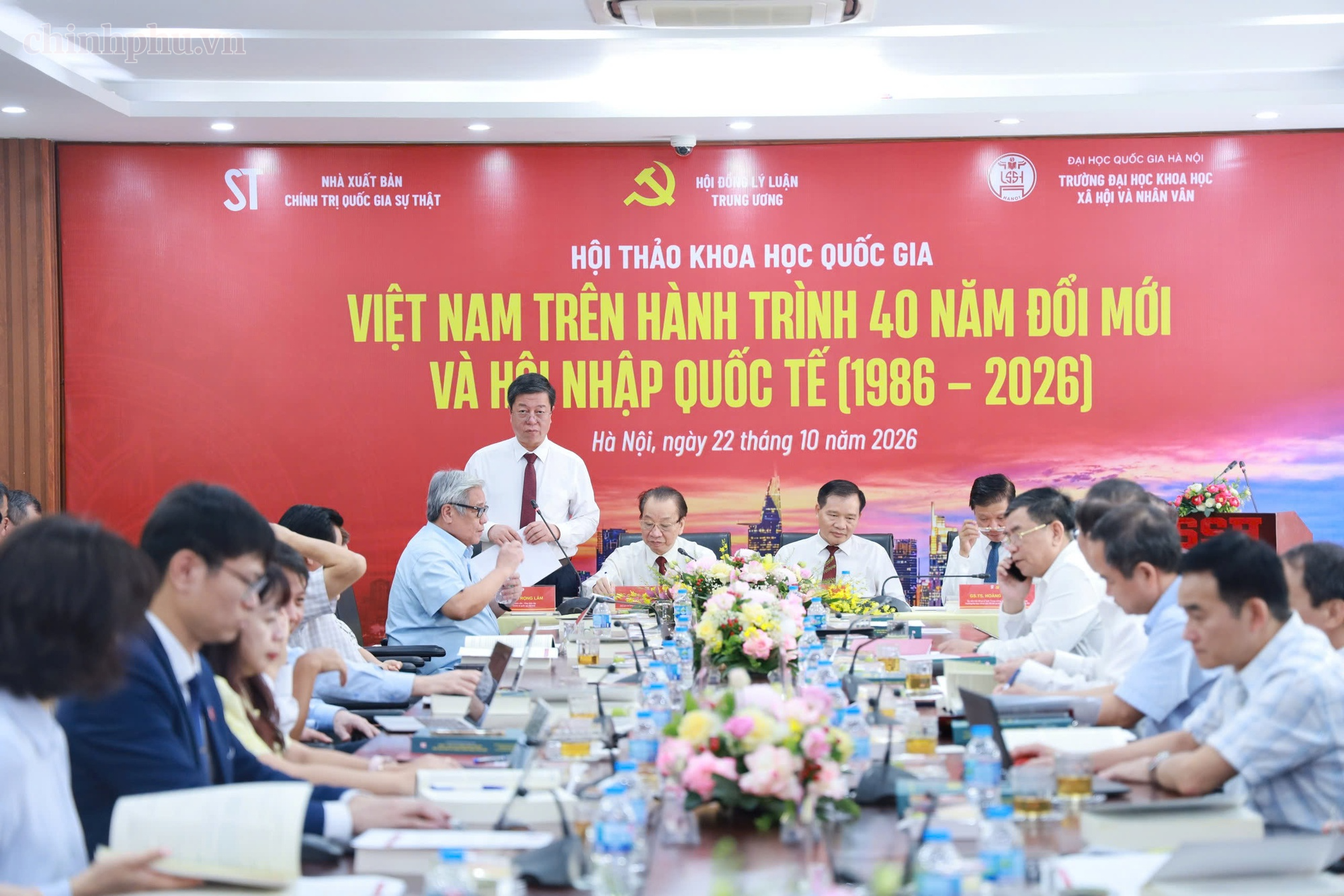 Làm rõ hơn bước phát triển trong tư duy lý luận và đường lối đổi mới của Đảng qua 40 năm đổi mới- Ảnh 1.
