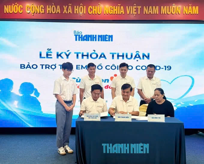 Gần 2,1 tỷ đồng bảo trợ 18 học sinh mồ côi trong chương trình ‘Cùng con đi tiếp cuộc đời’- Ảnh 1.