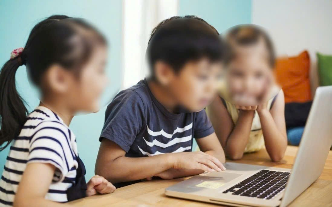 Phòng ngừa, xử lý nguy cơ xâm hại, lừa đảo trẻ em từ công nghệ số