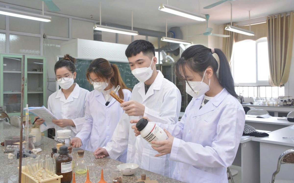 Đề xuất quy định về nhóm nghiên cứu tiềm năng, nhóm nghiên cứu mạnh trong cơ sở giáo dục đại học
