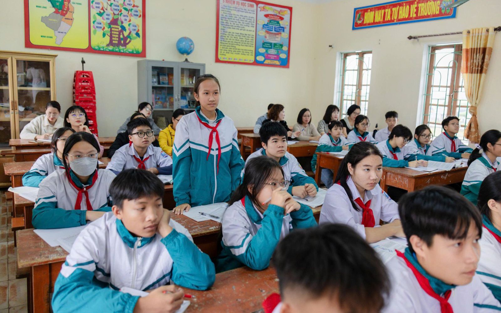 Kinh phí trả lương dạy thêm giờ được bố trí từ đâu?