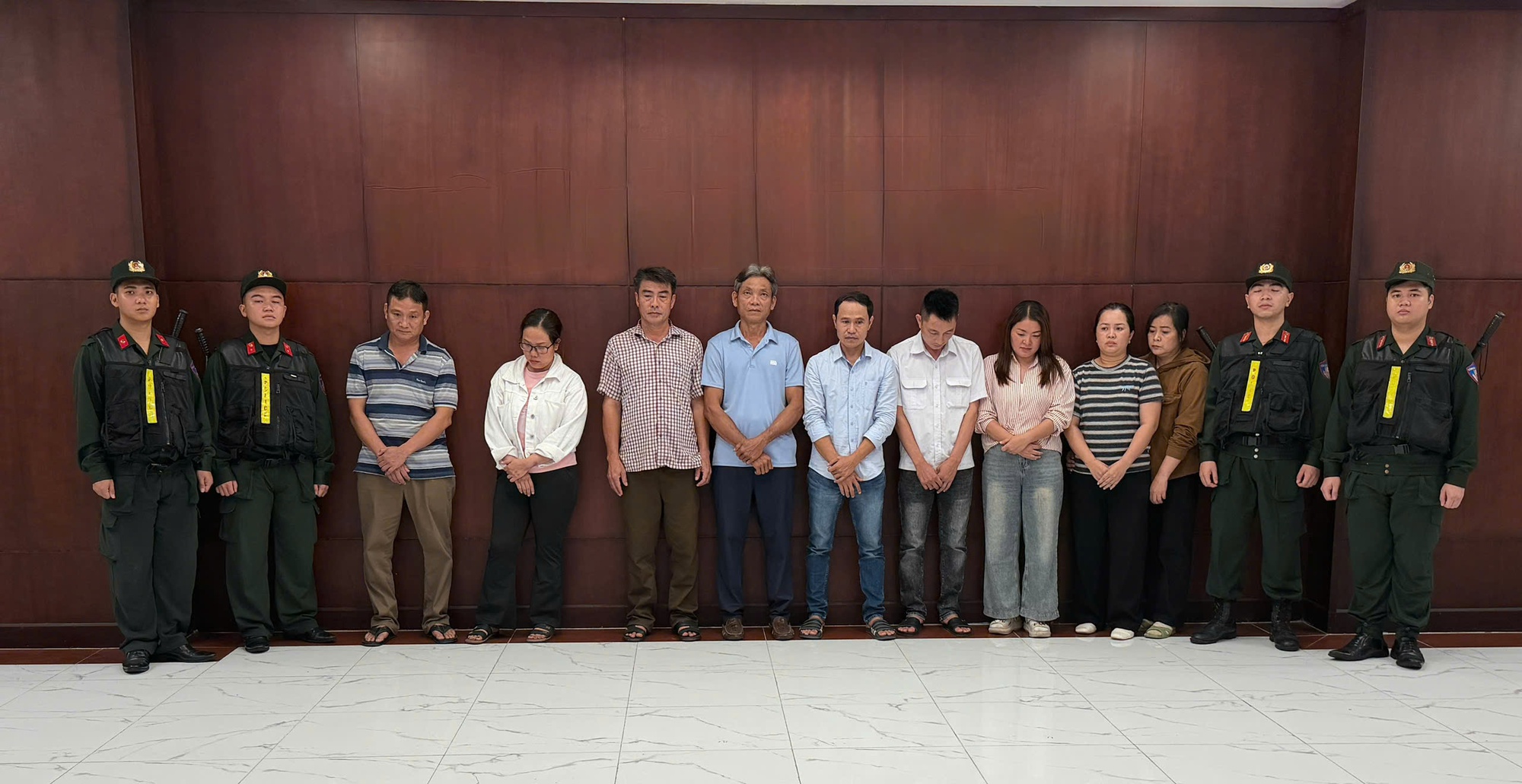 TPHCM: Khởi tố đường dây đưa hơn 10.000 tấn heo sử dụng chất cấm ra thị trường- Ảnh 1.