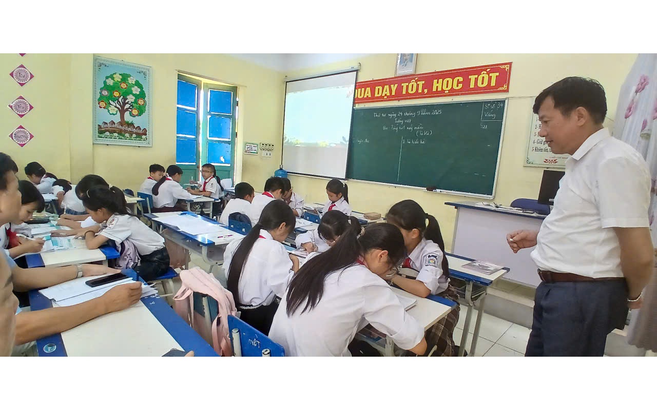 Phải được bổ nhiệm hạng III mới trước khi xét thăng hạng II