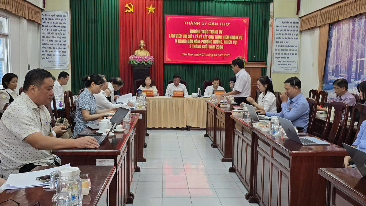Cần Thơ tập trung nâng cao năng lực y tế, tháo gỡ các điểm nghẽn đầu tư- Ảnh 1.