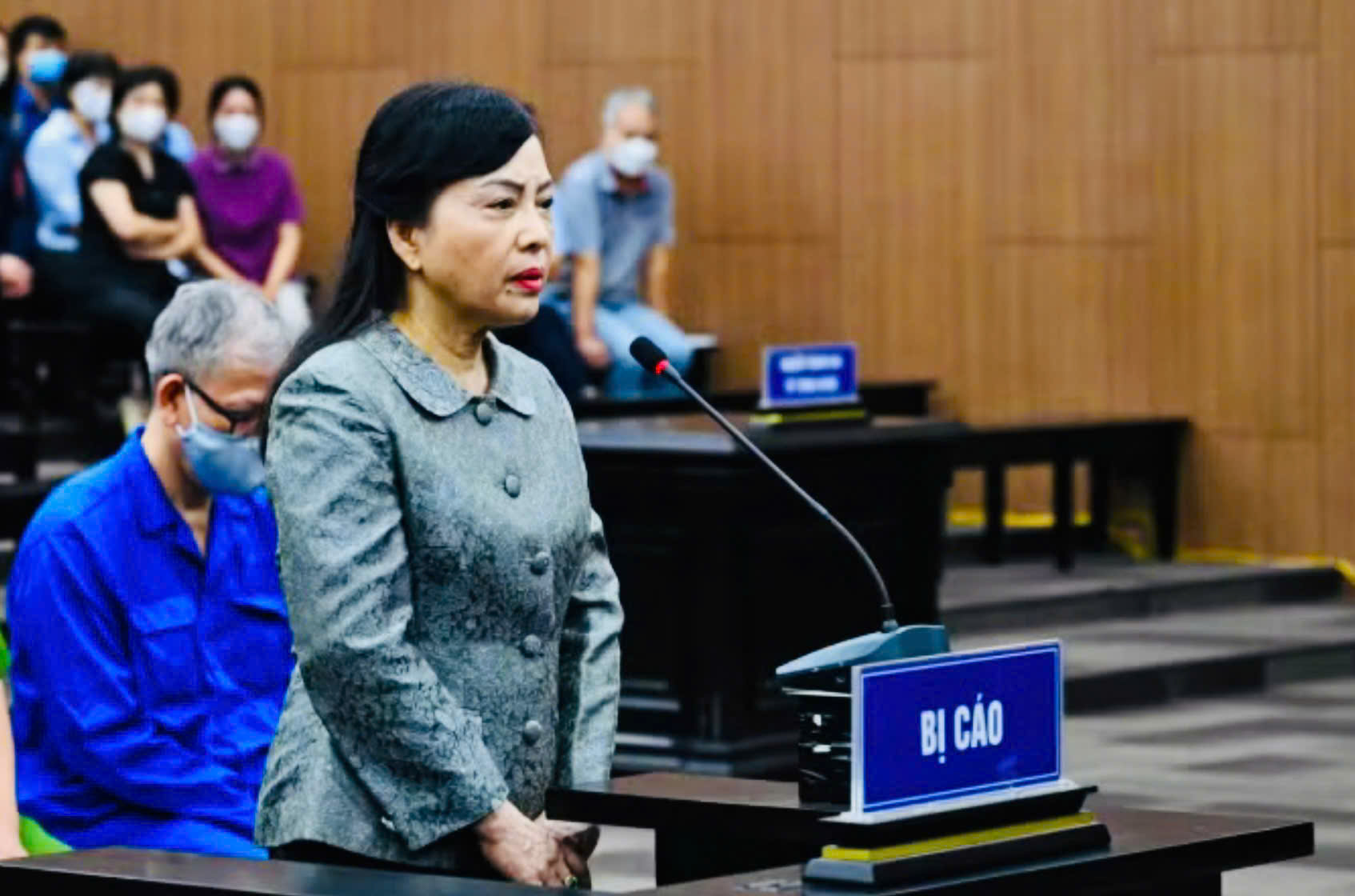 Giảm án cho nhiều bị cáo trong vụ gây thất thoát lãng phí tại dự án Bệnh viện Bạch Mai, Việt Đức cơ sở 2- Ảnh 1.