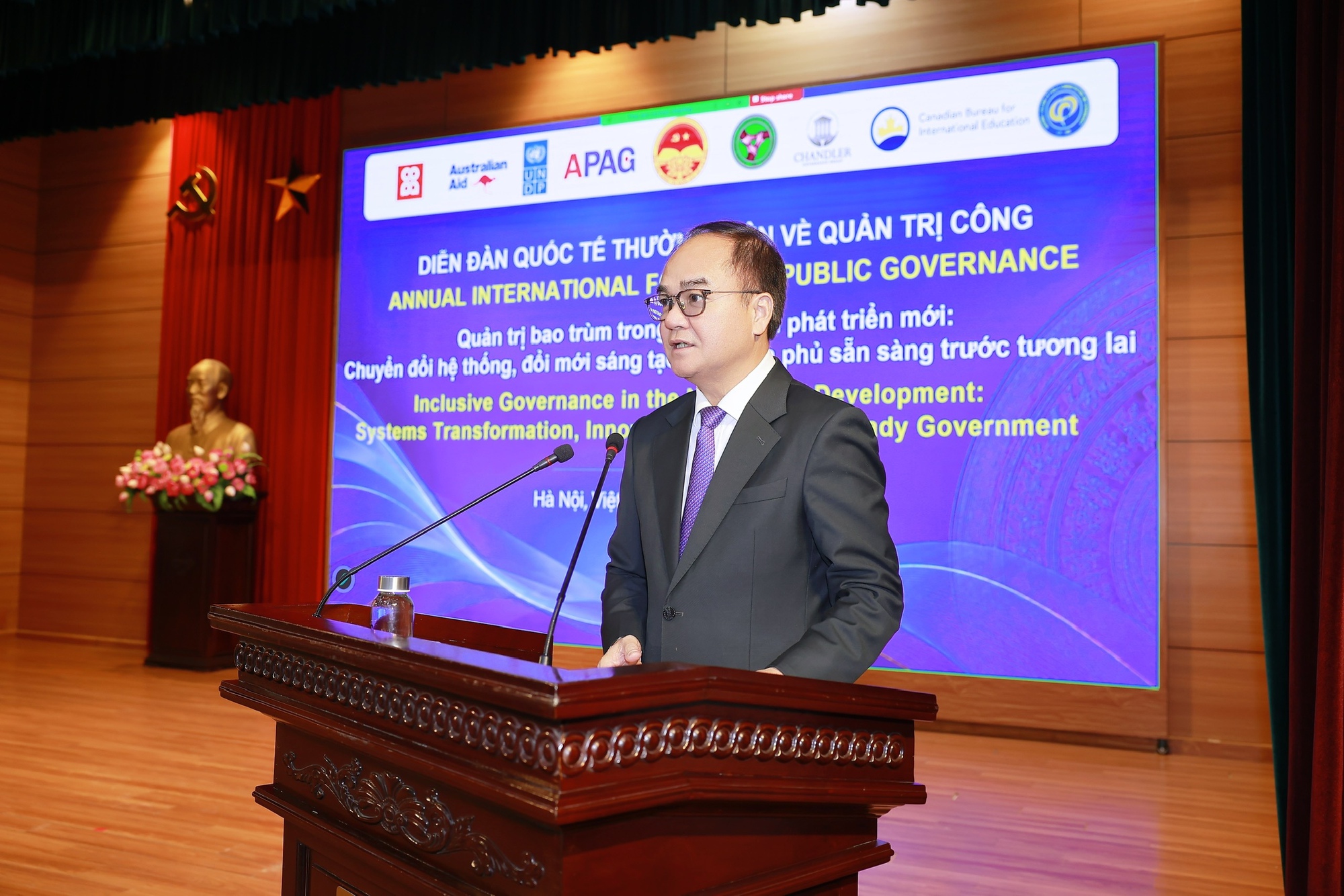Chính quyền địa phương 2 cấp: Gỡ vướng thể chế, đổi mới quản trị- Ảnh 1.