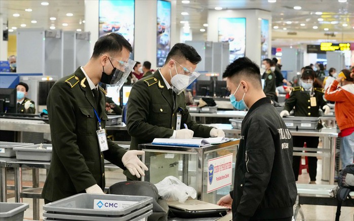 Quy chế tổ chức và hoạt động của Ủy ban quốc gia về An ninh hàng không và tạo thuận lợi hàng không