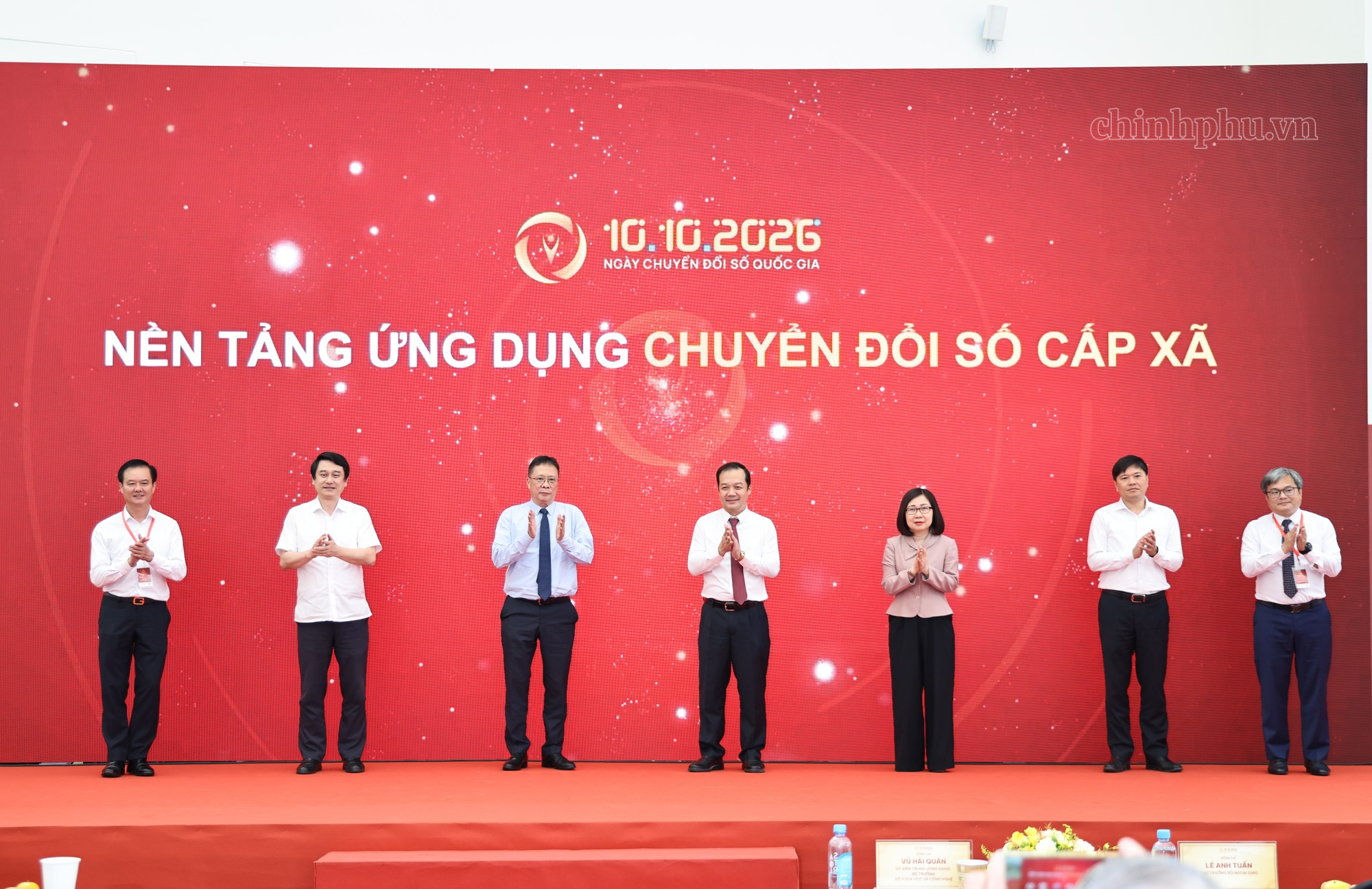 Ra mắt ứng dụng Chuyển đổi số cấp xã- Ảnh 2.