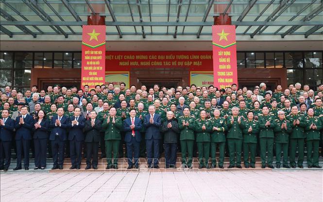 Tổng Bí thư Tô Lâm gặp mặt đại biểu tướng lĩnh quân đội nghỉ hưu, nghỉ công tác