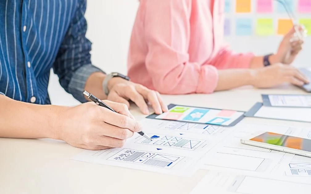 Báo cáo kết quả thẩm tra thiết kế phải có những nội dung gì?