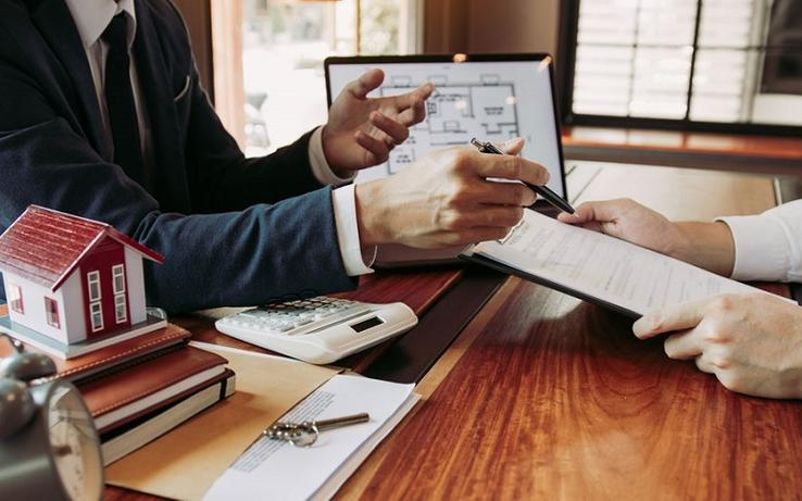 Căn cứ xem xét, quyết định việc chuyển mục đích sử dụng đất