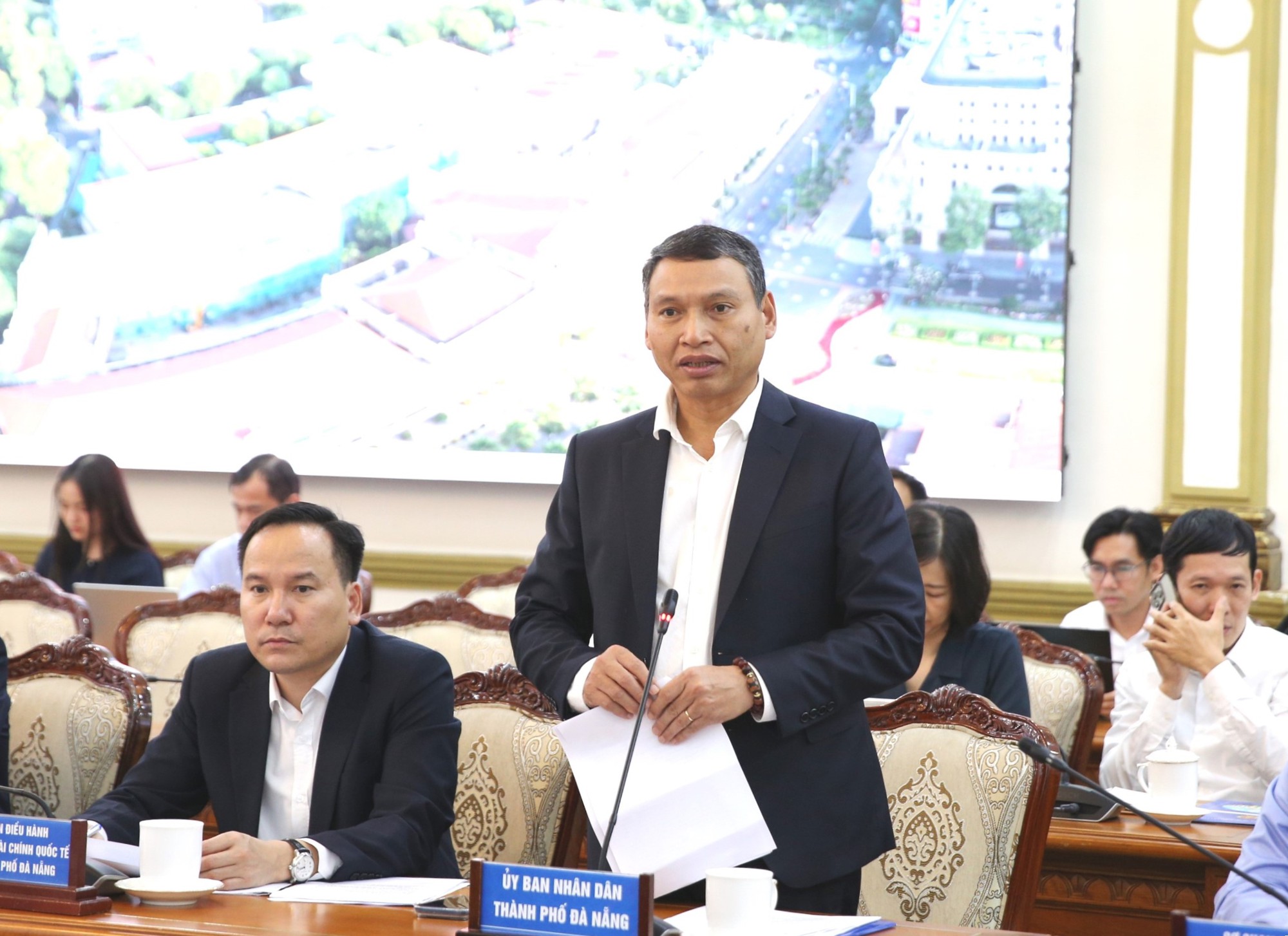 Tiếp tục tập trung hoàn thiện cơ sở hạ tầng cho sự phát triển và vận hành của Trung tâm tài chính quốc tế tại Việt Nam- Ảnh 3.