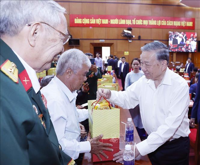 Tổng Bí thư Tô Lâm: Đắk Lắk phải xác lập vai trò đầu mối kết nối Tây Nguyên với Duyên hải Nam Trung Bộ- Ảnh 4.