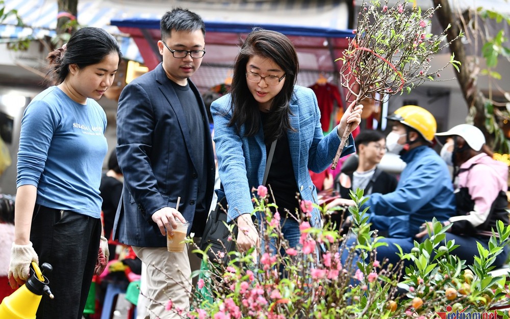 Không khí lạnh suy yếu, miền Bắc duy trì nền nhiệt cao đến Tết