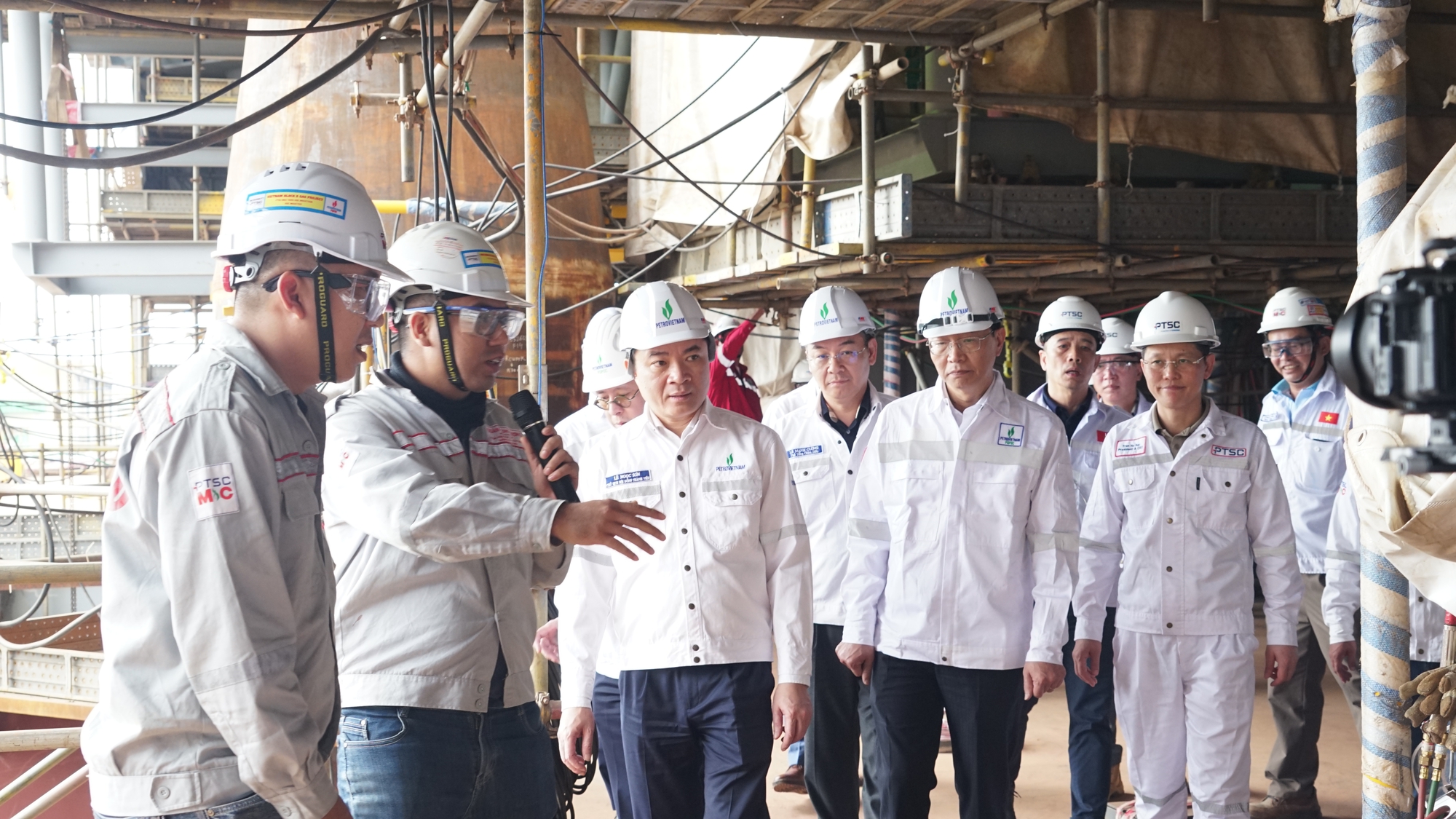 Petrovietnam: Giữ lửa khát vọng, vững bản lĩnh để tiến xa hơn- Ảnh 2.