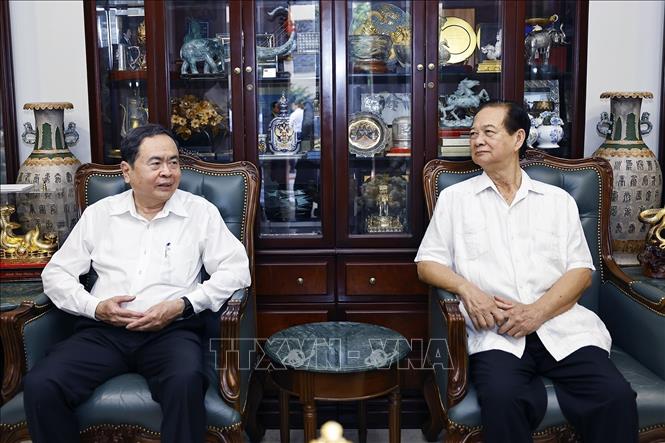 Chủ tịch Quốc hội Trần Thanh Mẫn thăm, chúc Tết nguyên lãnh đạo Đảng, Nhà nước- Ảnh 3.