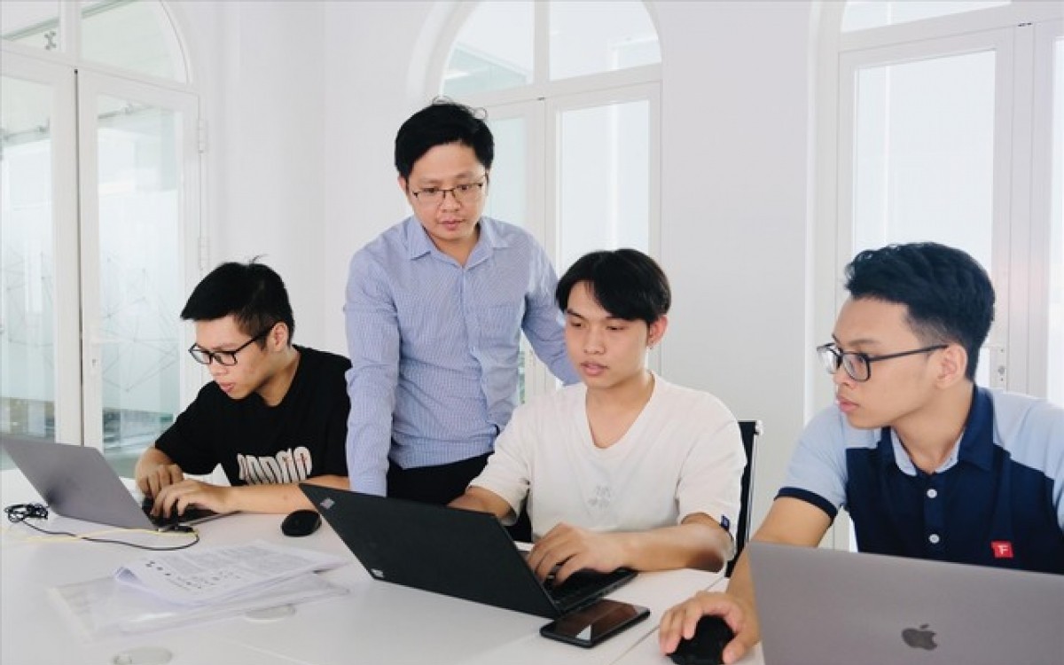 Chuyển sang trường đại học, có được sử dụng kết quả thăng hạng ở cao đẳng?