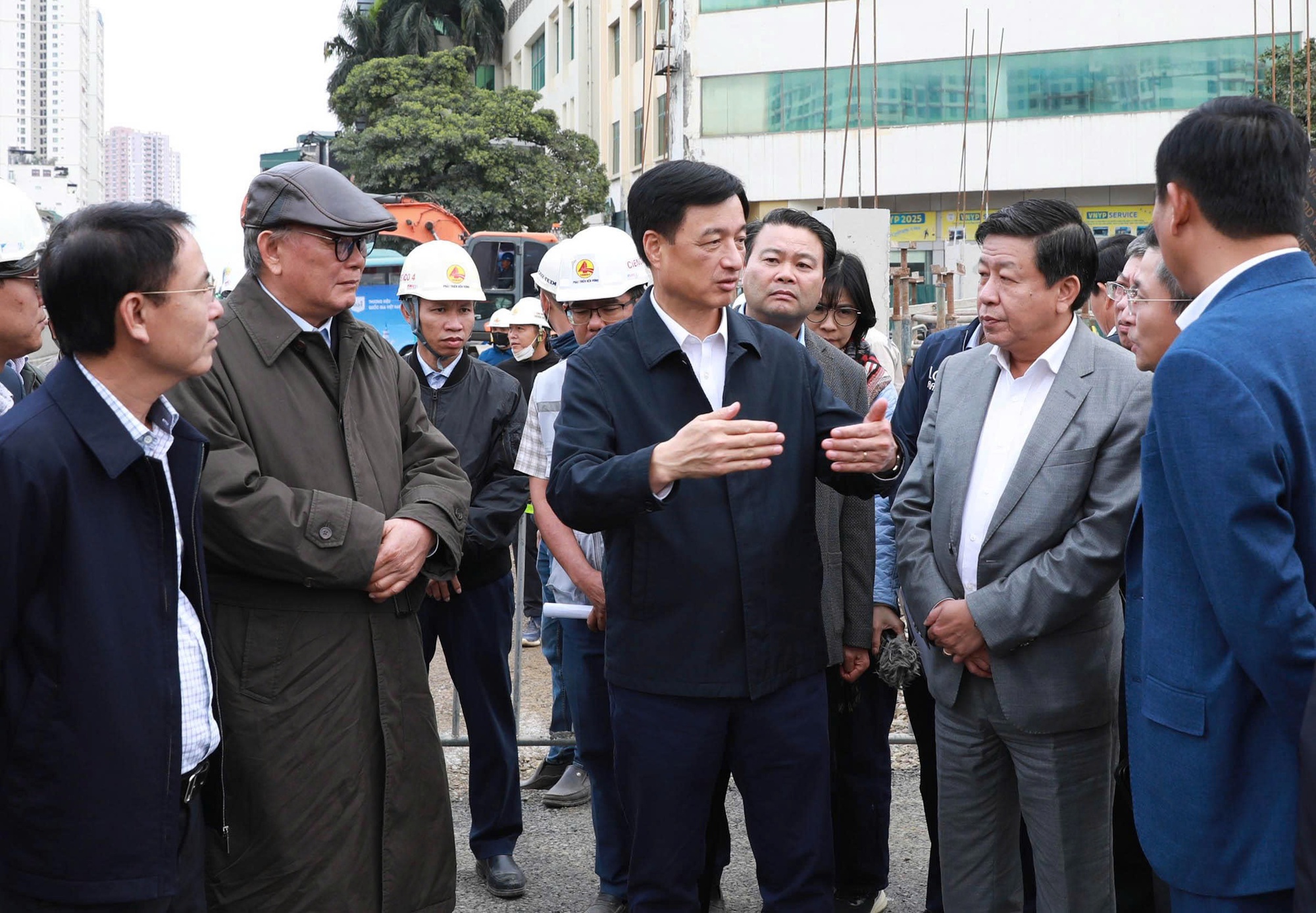 Thủ đô Hà Nội: Tư duy mới, hành động quyết liệt trong kỷ nguyên phát triển mới- Ảnh 2.