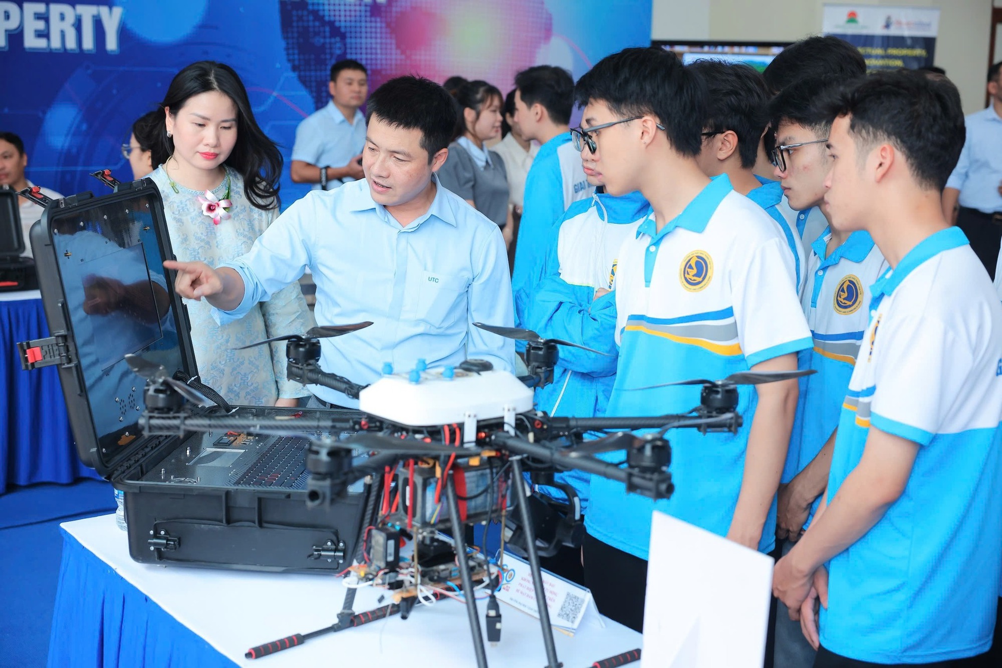 Ưu tiên đào tạo nhân lực khoa học công nghệ, nâng cao năng lực các cơ sở giáo dục đại học- Ảnh 3.