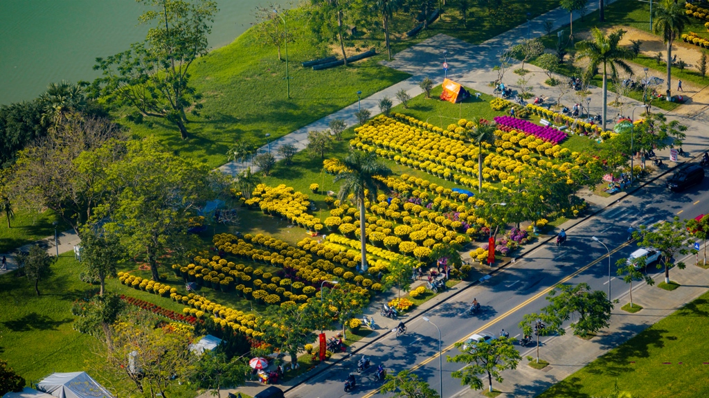 Nhộn nhịp chợ hoa Xuân ở Cố đô Huế- Ảnh 2.