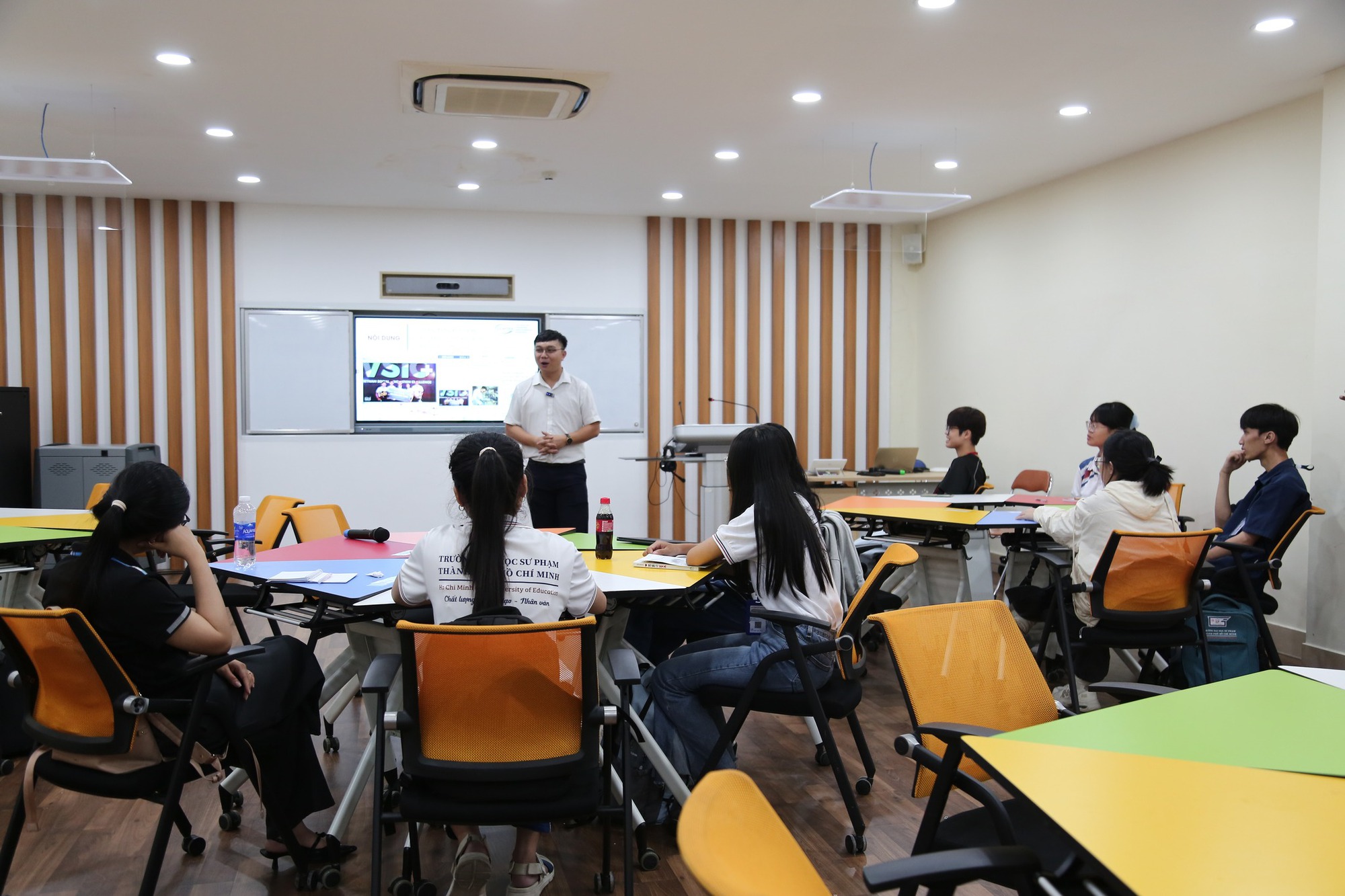 Giáo dục đại học trong dòng chảy đổi mới- Ảnh 1.