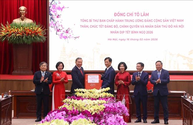Tổng Bí thư Tô Lâm thăm, chúc Tết Đảng bộ, chính quyền và nhân dân Hà Nội