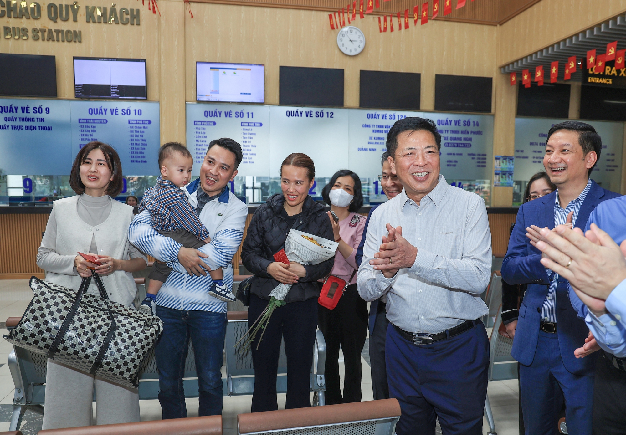 Vận tải an toàn, thông suốt trước thềm năm mới- Ảnh 4. Vận tải an toàn, thông suốt trước thềm năm mới- Ảnh 4.