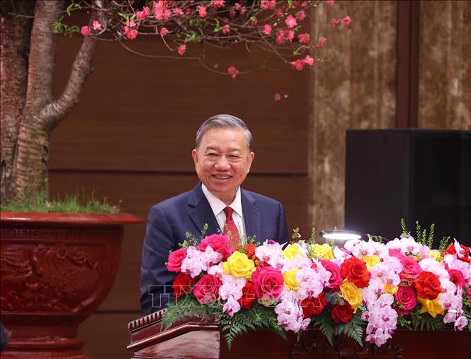 Tổng Bí thư Tô Lâm thăm, chúc Tết Đảng bộ, chính quyền và nhân dân Hà Nội- Ảnh 4.