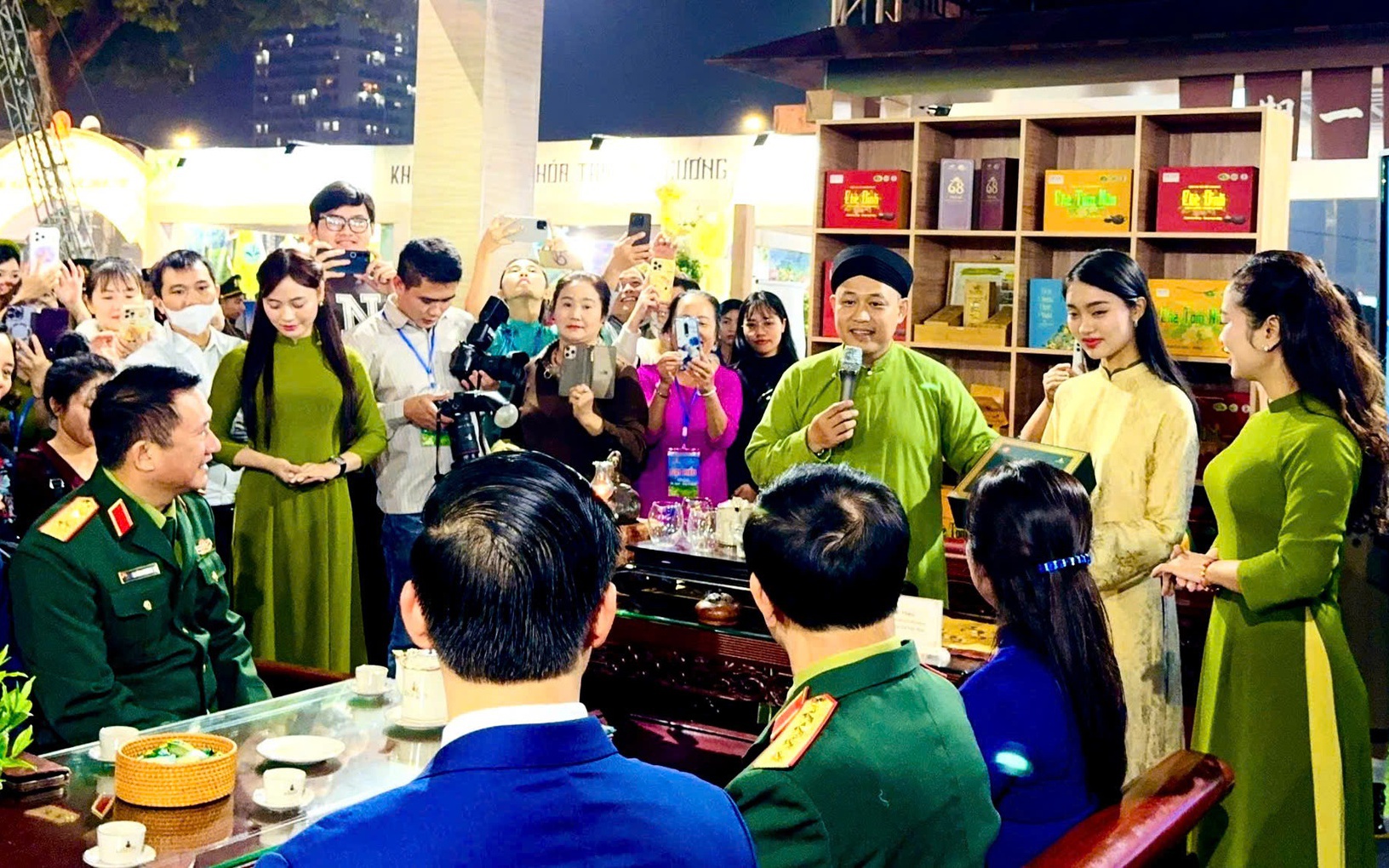 Hành trình đưa trà ra thế giới với niềm kiêu hãnh Việt