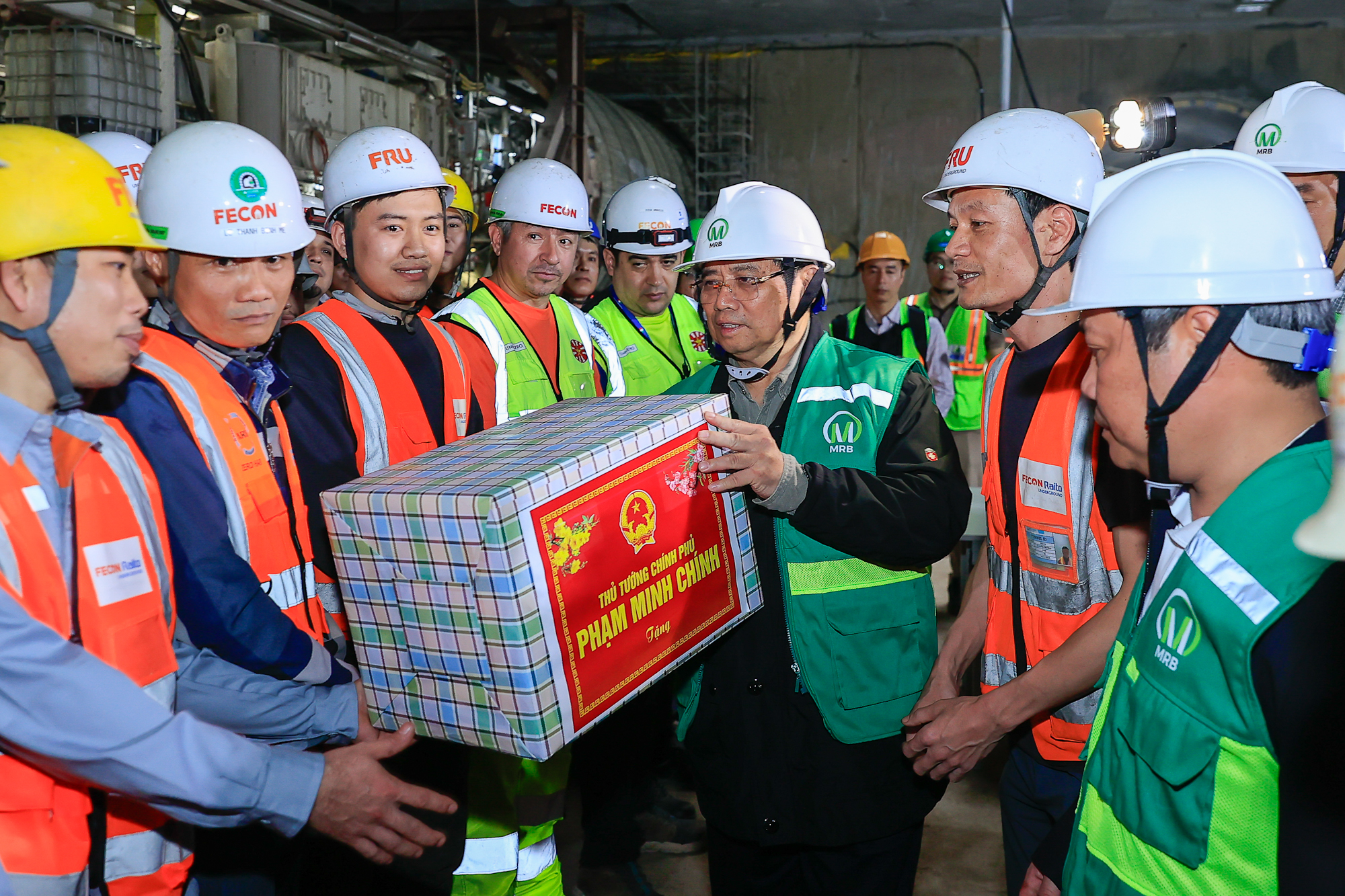 Thủ tướng: Tốc độ triển khai đường sắt đô thị thời gian tới phải gấp hàng chục lần những năm qua- Ảnh 7.