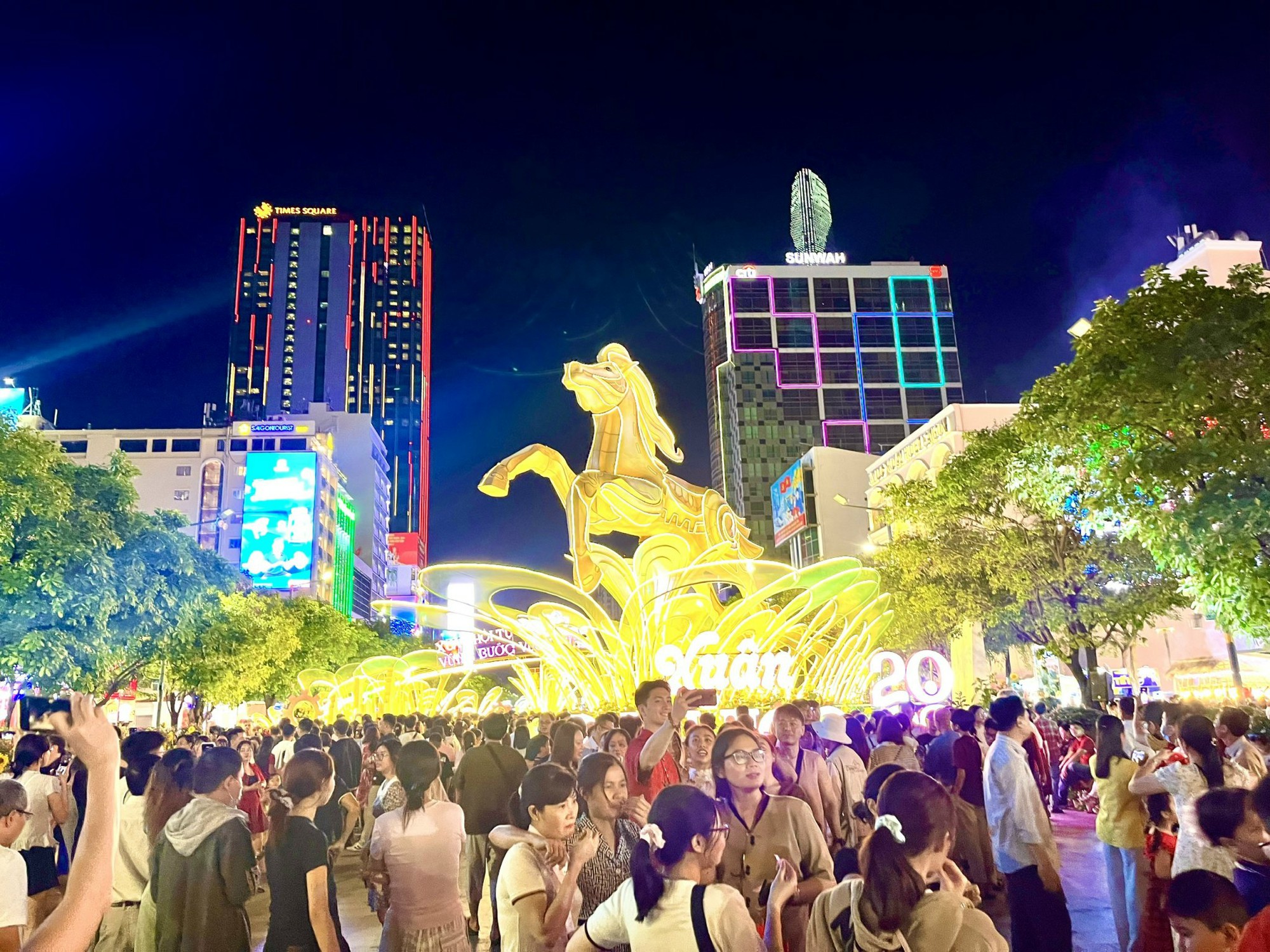 Du lịch vùng Đông Nam Bộ khởi sắc dịp đầu năm- Ảnh 1.