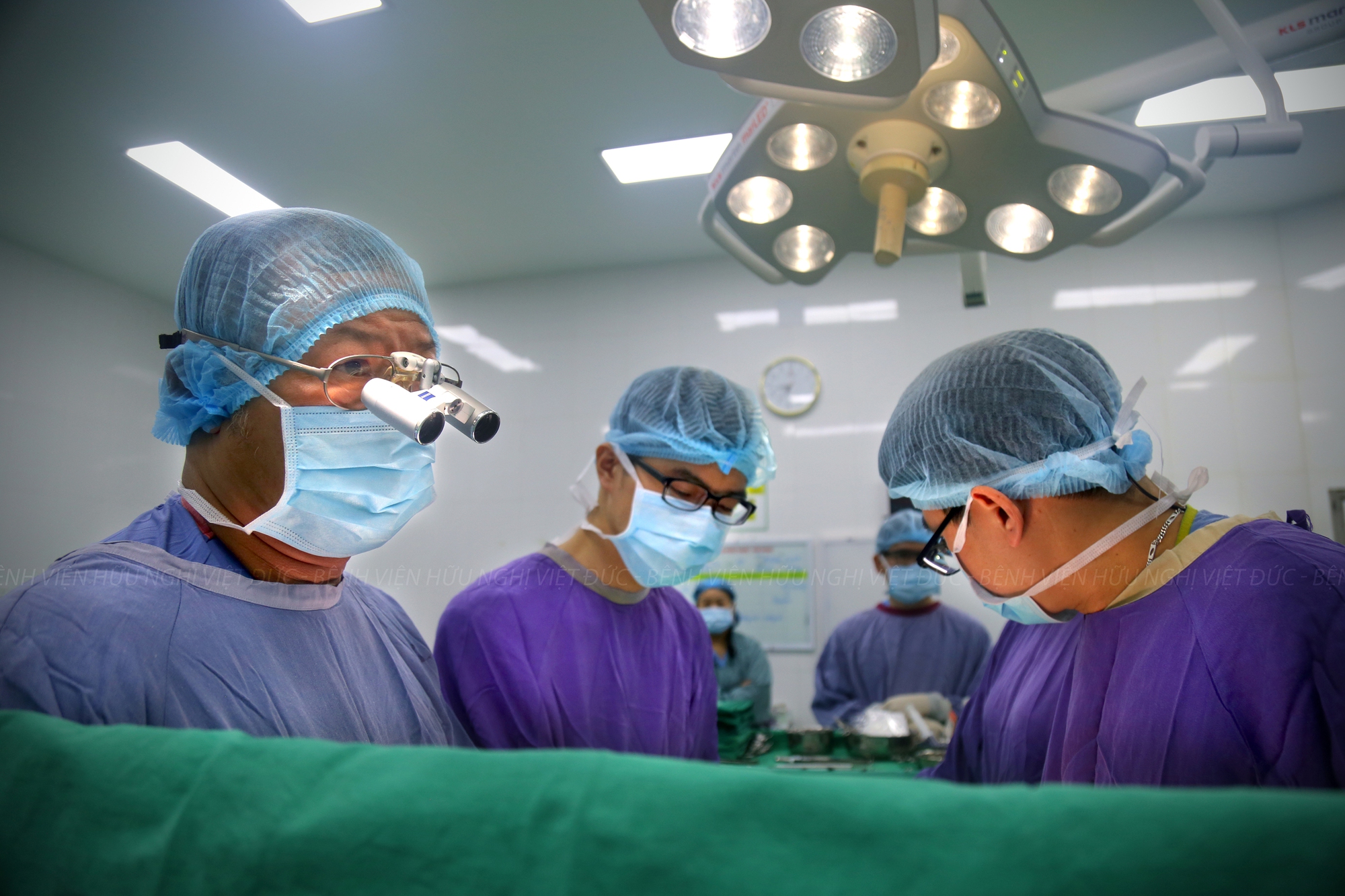 Biến giấc mơ ghép tạng tại Việt Nam thành kỳ tích trong đời thực- Ảnh 4. Biến giấc mơ ghép tạng tại Việt Nam thành kỳ tích trong đời thực- Ảnh 4.