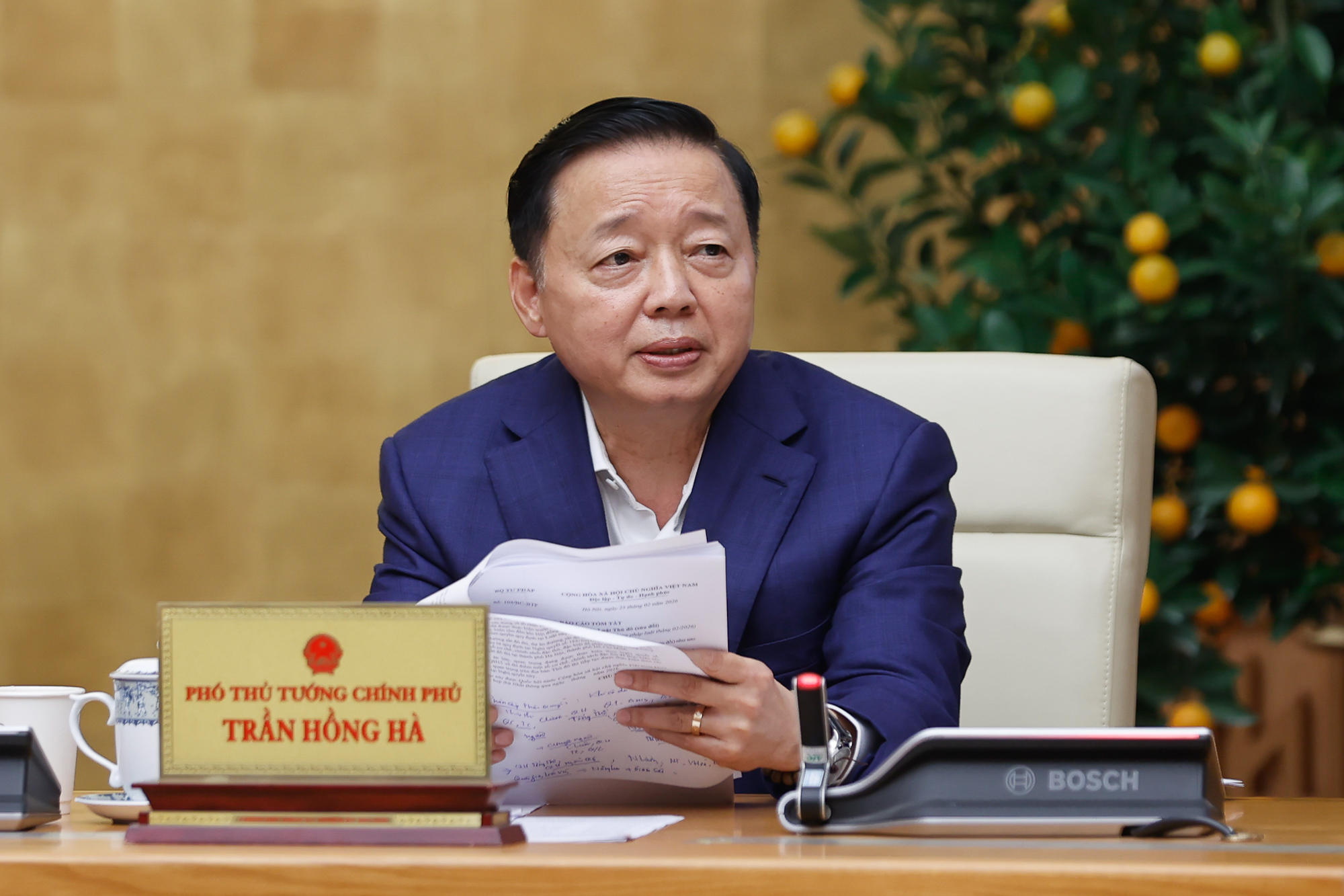 Thủ tướng: Xây dựng luật phải phân cấp, phân quyền tối đa và cắt giảm mọi thủ tục rườm rà- Ảnh 4. Thủ tướng: Xây dựng luật phải phân cấp, phân quyền tối đa và cắt giảm mọi thủ tục rườm rà- Ảnh 4.