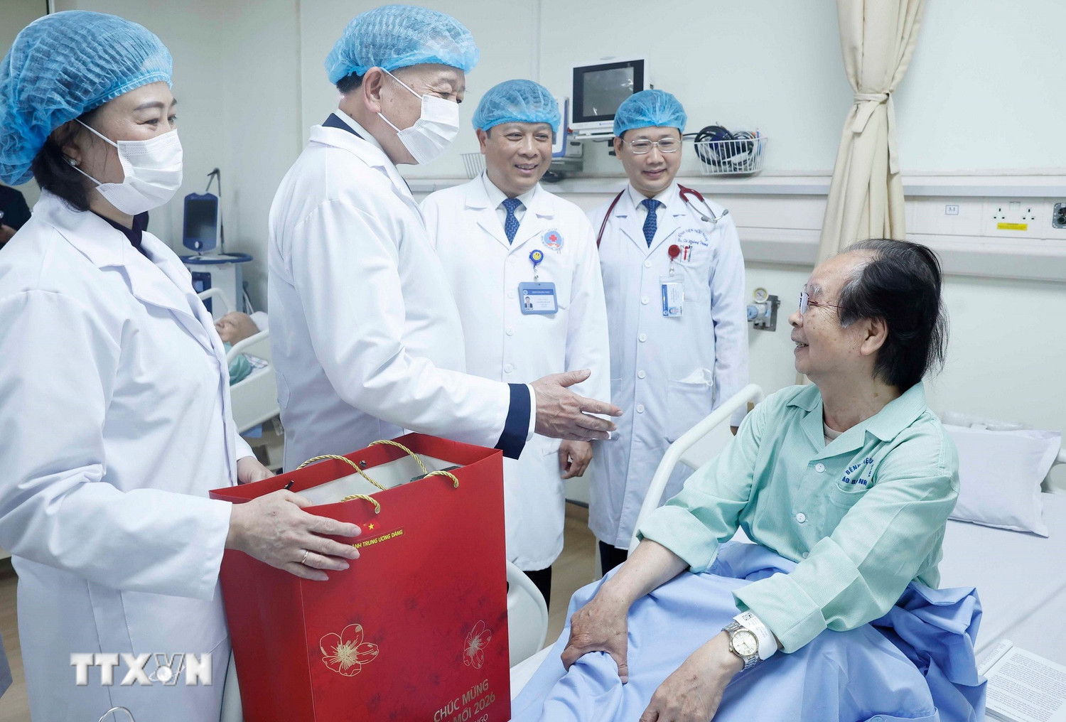 Phát biểu của Tổng Bí thư Tô Lâm nhân dịp thăm, chúc mừng Bệnh viện Hữu Nghị- Ảnh 2.