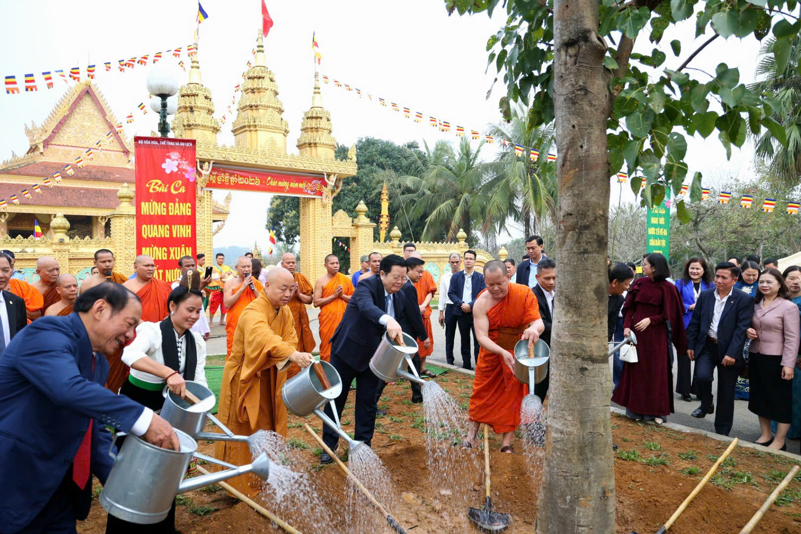 Phó Thủ tướng Mai Văn Chính dự Ngày hội 'Sắc xuân trên mọi miền Tổ quốc' năm 2026- Ảnh 5.