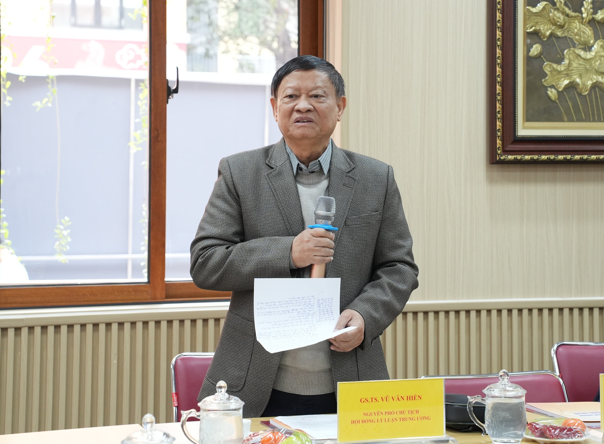 CẬP NHẬT Tọa đàm: Nhiệm vụ bảo vệ an ninh và an ninh phi truyền thống trong văn kiện Đại hội XIV của Đảng- Ảnh 2.