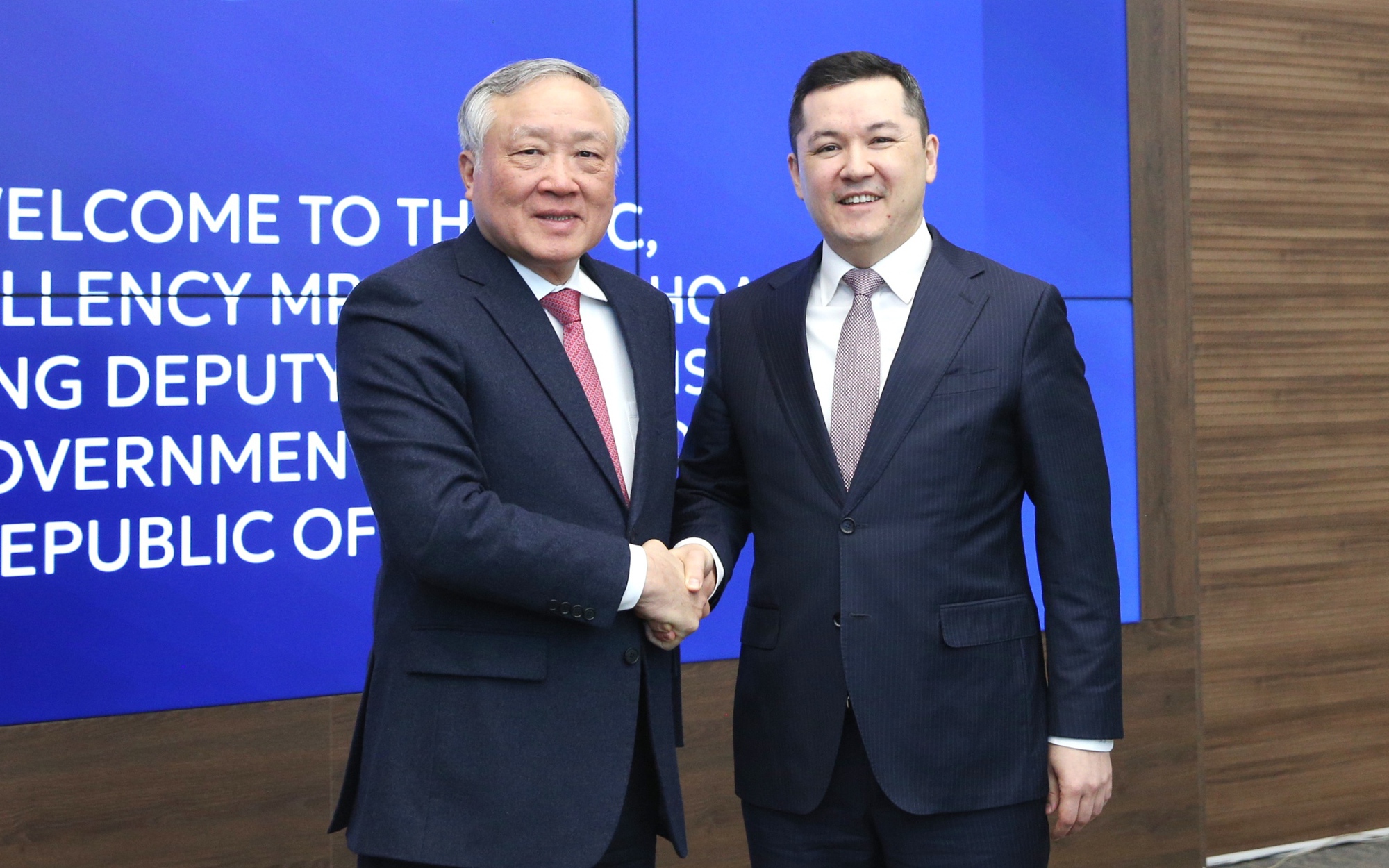 Việt Nam-Kazakhstan thúc đẩy xây dựng hành lang kết nối kinh tế-tài chính