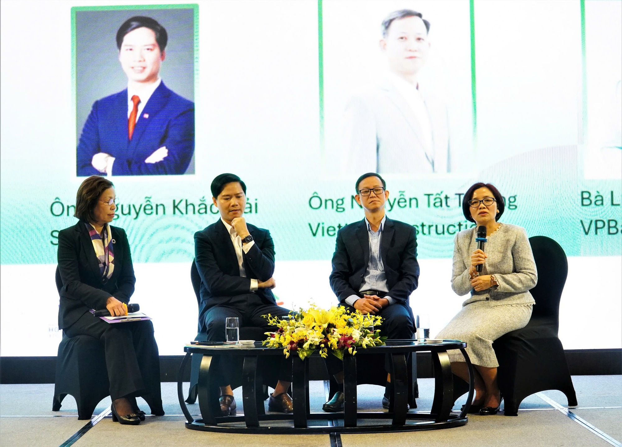 Thị trường chứng khoán có chuẩn quản trị mới tiệm cận quốc tế- Ảnh 1. Thị trường chứng khoán có chuẩn quản trị mới tiệm cận quốc tế- Ảnh 1.