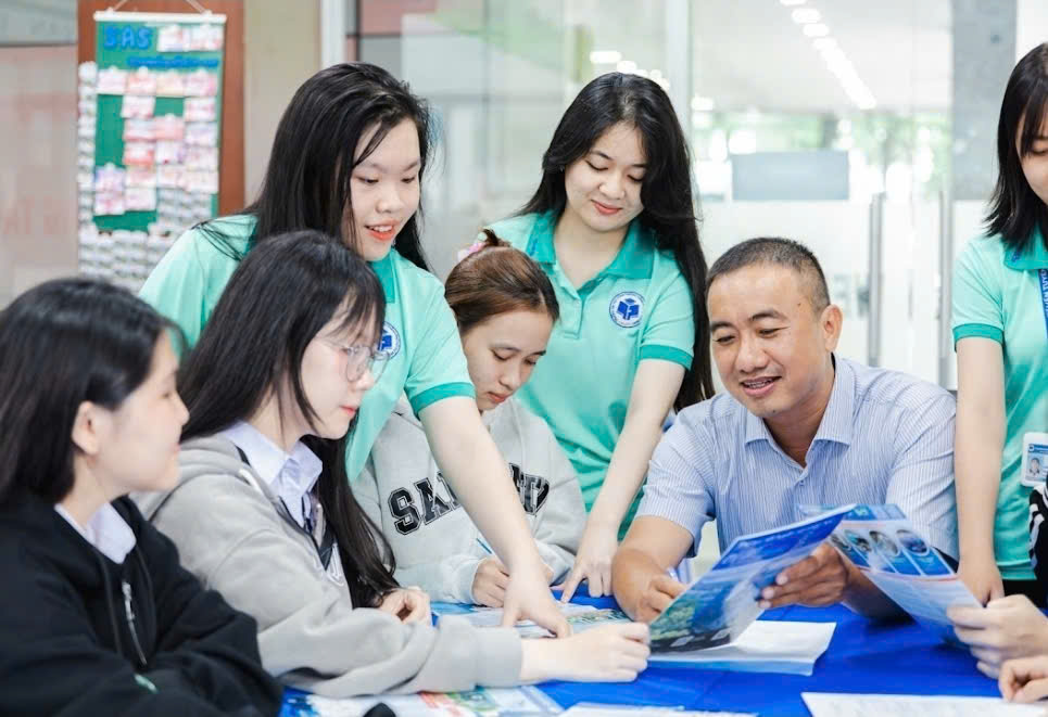 Dự thảo Quy chế tuyển sinh 2026: Giữ ổn định phương thức nhưng tăng tính kiểm soát- Ảnh 3.